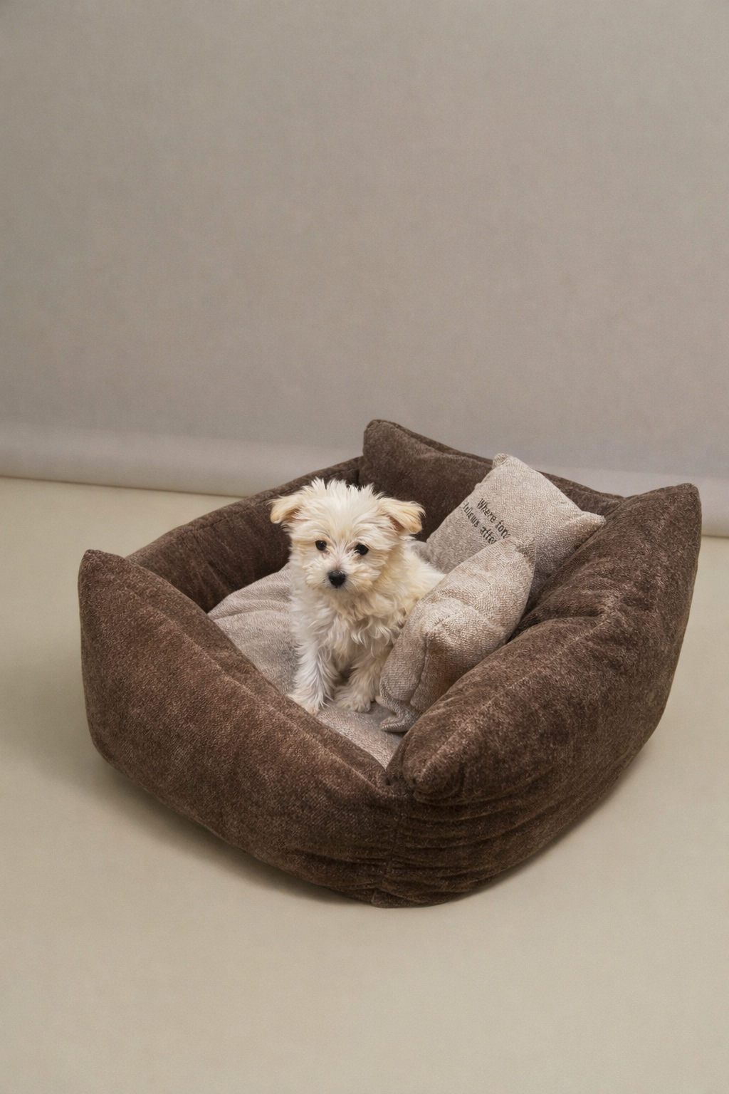 Dettaglio Cuccia per cane design moderno Cozy Armchair Marrone Pavora Pet 