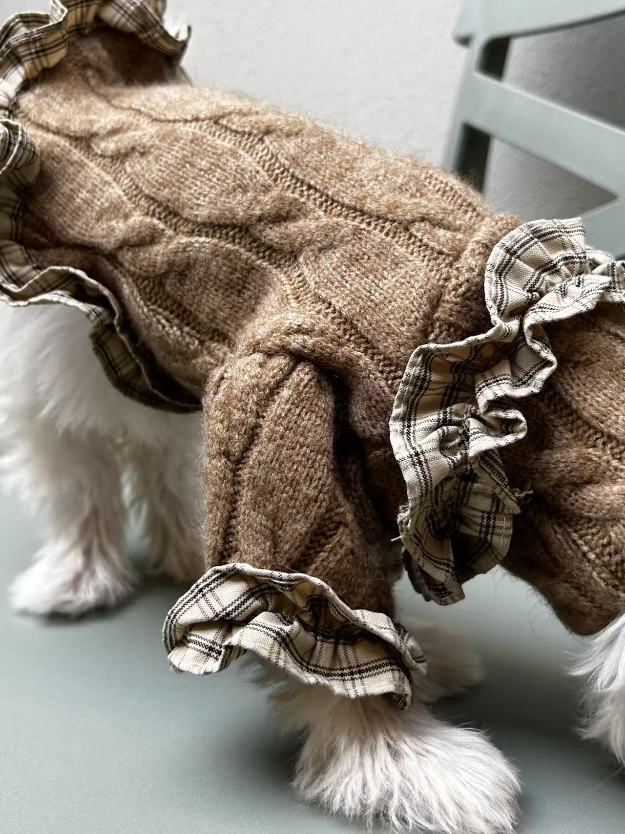 Maglioncino per cane invernale Cottage Chic Pavora Pet vista dall'alto